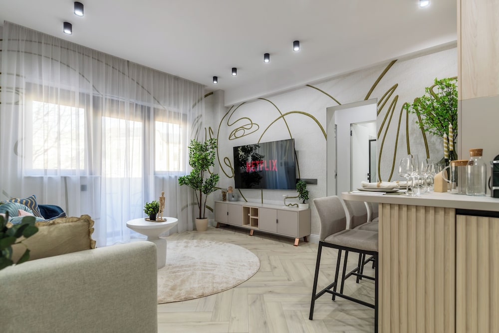 Aiastay Bucharest River Apartments