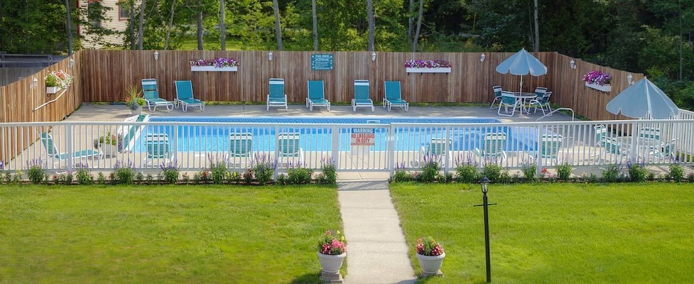 Cromwell Harbor Motel
