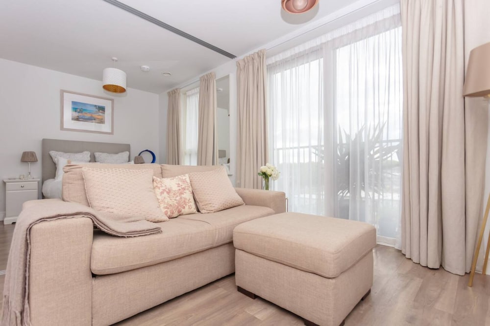 Stylish Studio Apartment in Affluent Chelsea