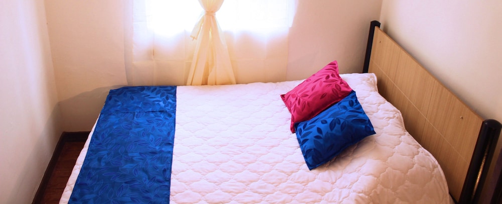 Local Hostel - Property Image 21