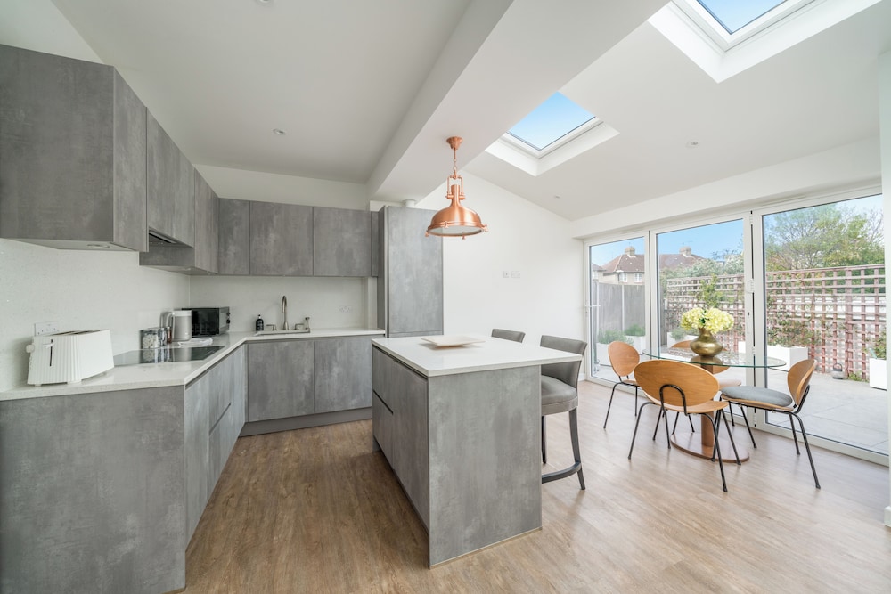 Elegant 3Bedroom Retreat