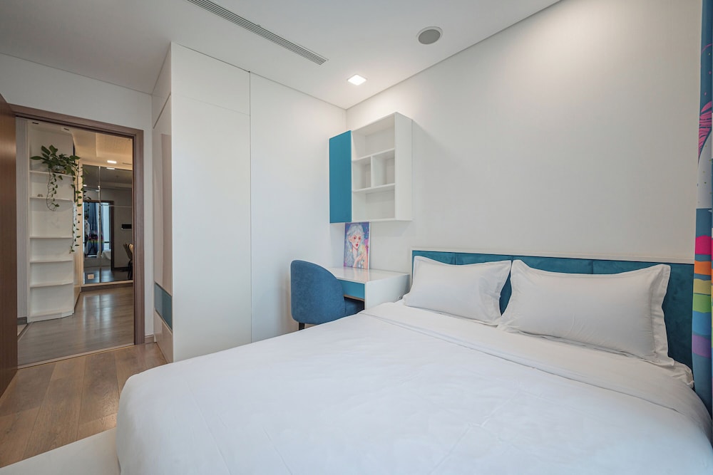 Landmark 81 & Vinhomes - ZEN Saigon Citypoint.
