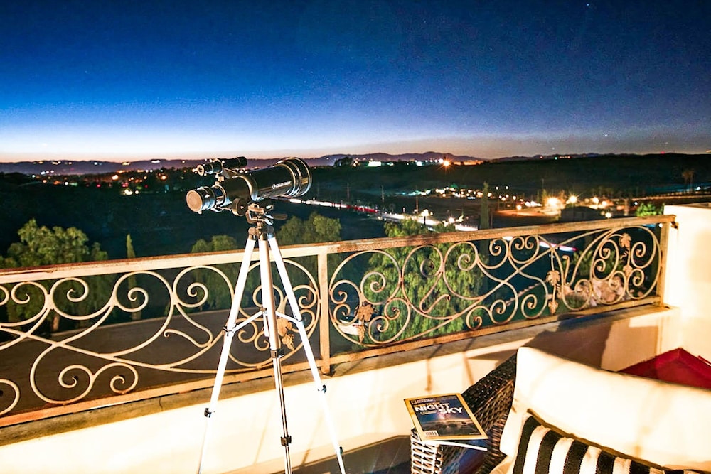 Via del Sur by Avantstay Private Spanish Villa w Views Walk to Wineries