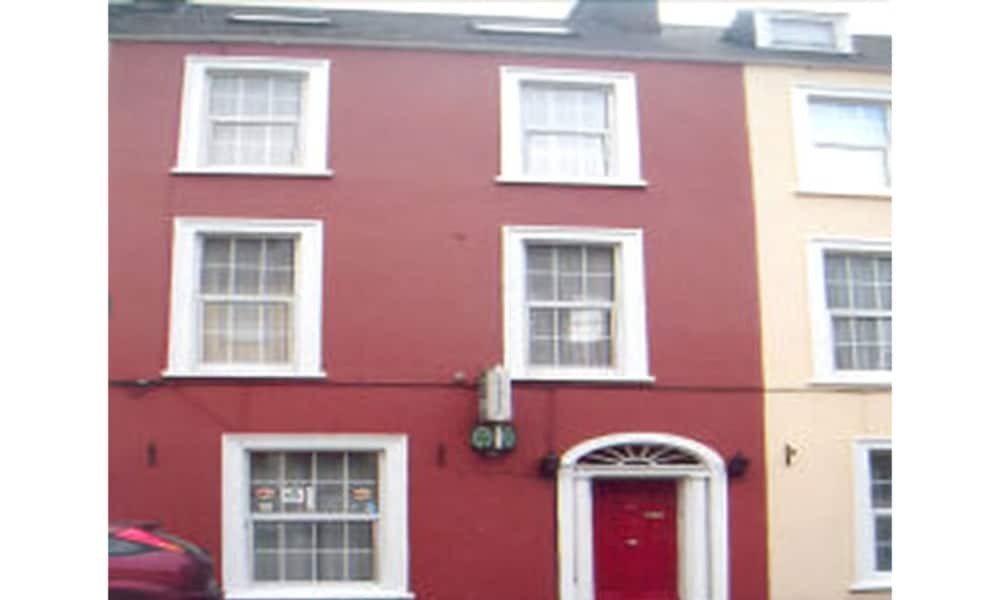 Hotel Oaklands B&B - Image 1