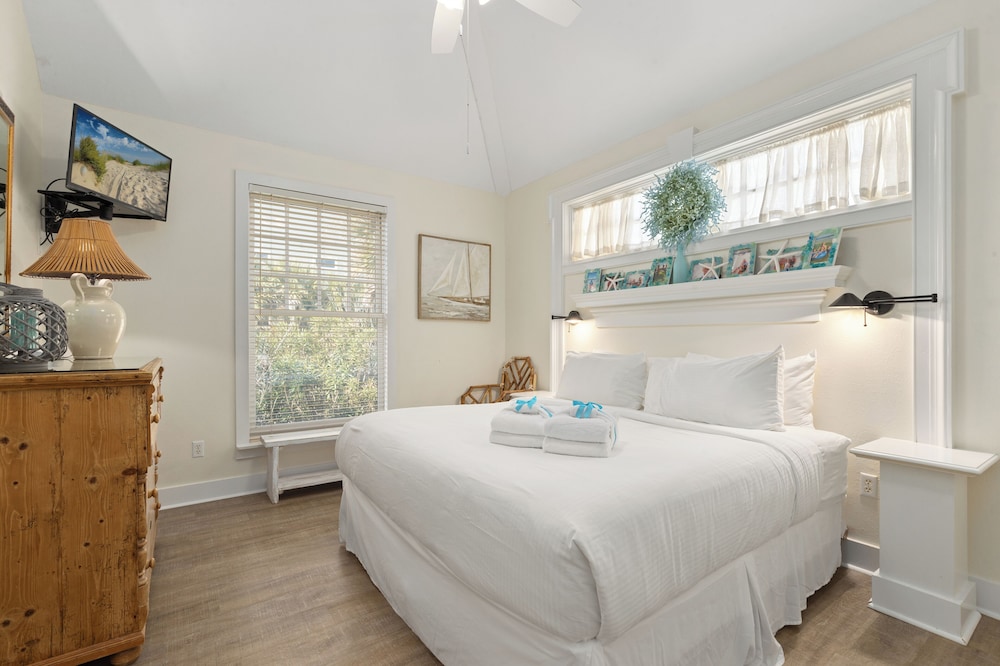 A Winterpast by the Sea - Gulf Front on 30A With Private Pool!