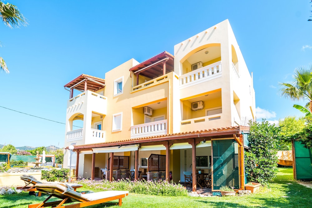 Thalassa Apartments
