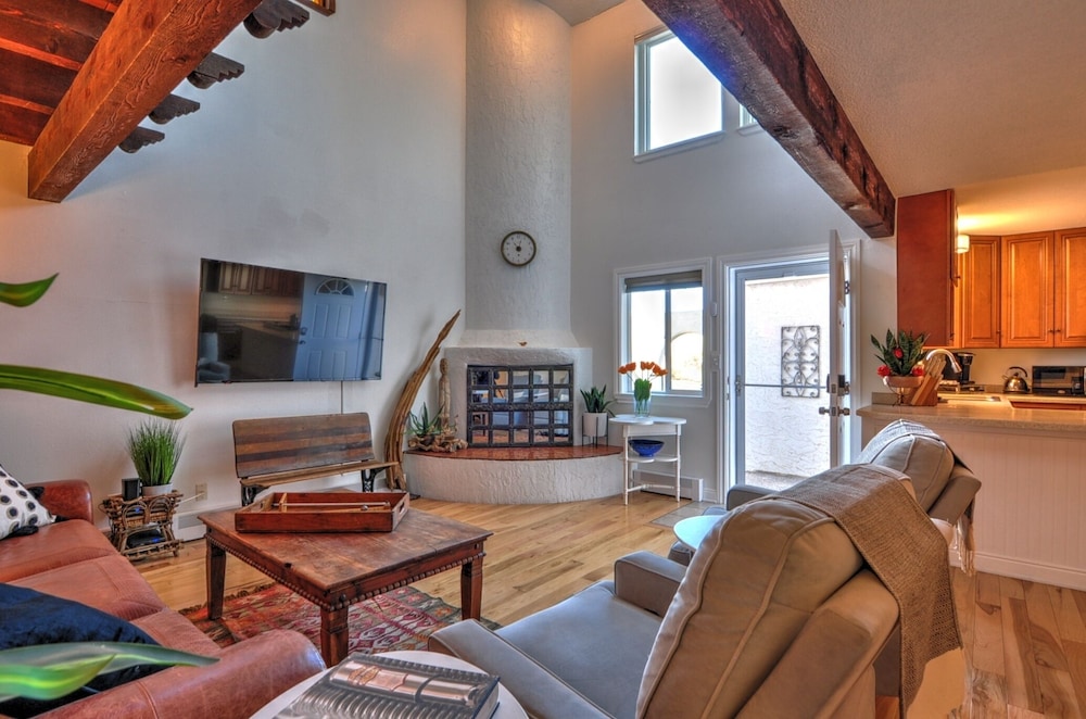 Fairway Desert Vista-valley Views Next To Golf 3 Bedroom Home