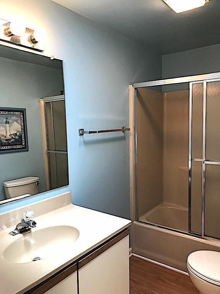 Dicinson Avenue 11B