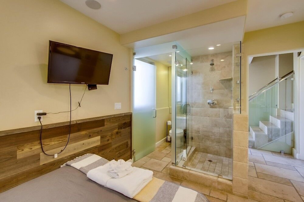 Ocean Breeze 1 & 2