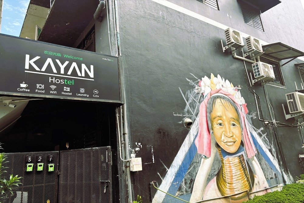 Kayan Hostel