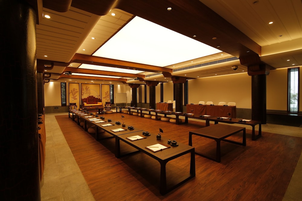 Putuoshan Ruyige Junlan Guest House