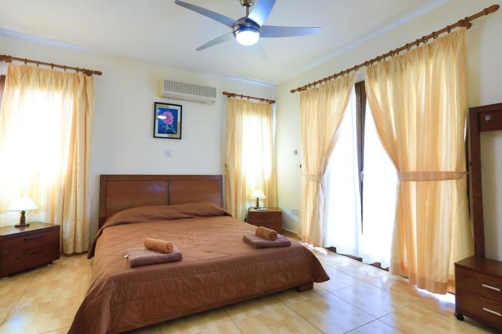 Villa Tsikkos Ena in Argaka