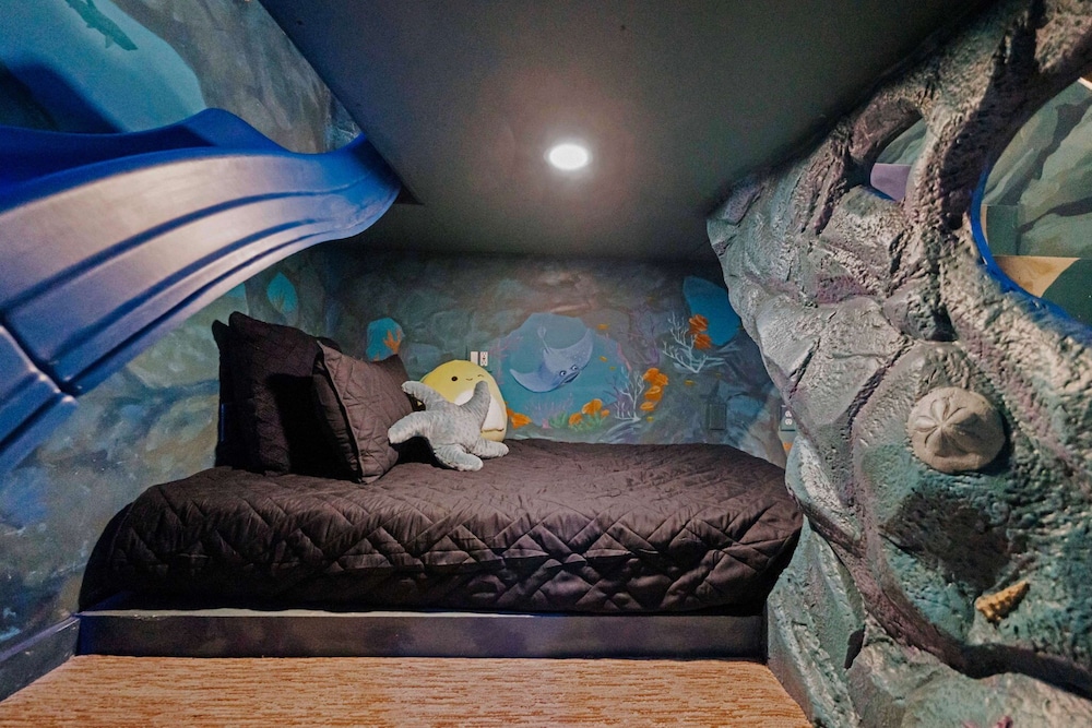 9127 Turquoise Wave Cove
