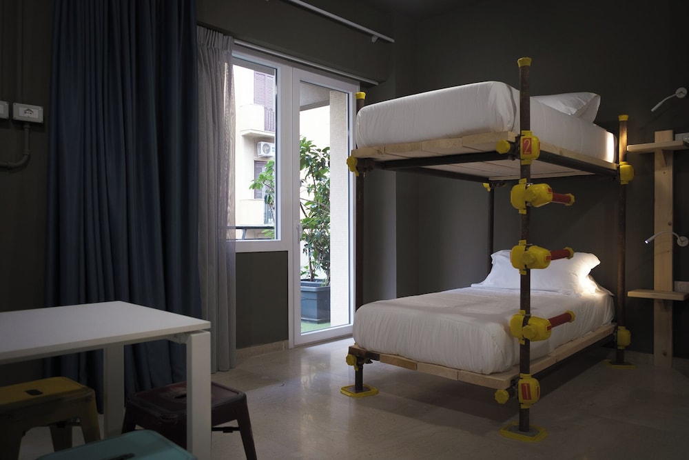 Hostelò Luxury Hostel