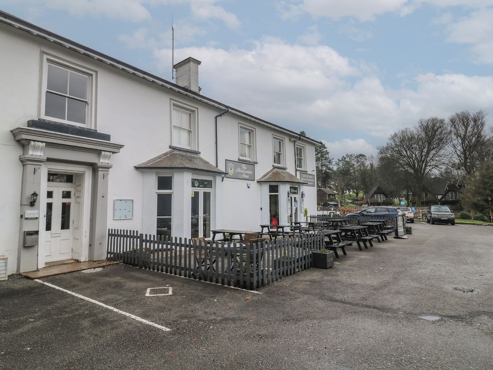 Lewis Lodge