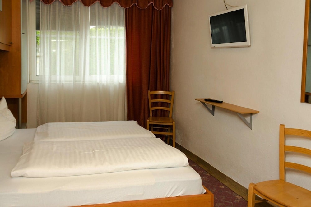 Apartment in Podersdorf am See With a Bicycle Storage