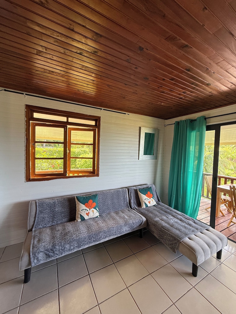 Luna's Home Raiatea