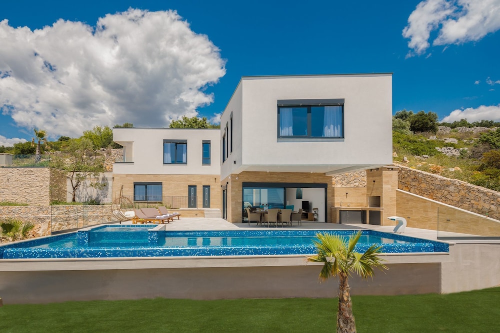 Trogir Pearl Luxury Resort