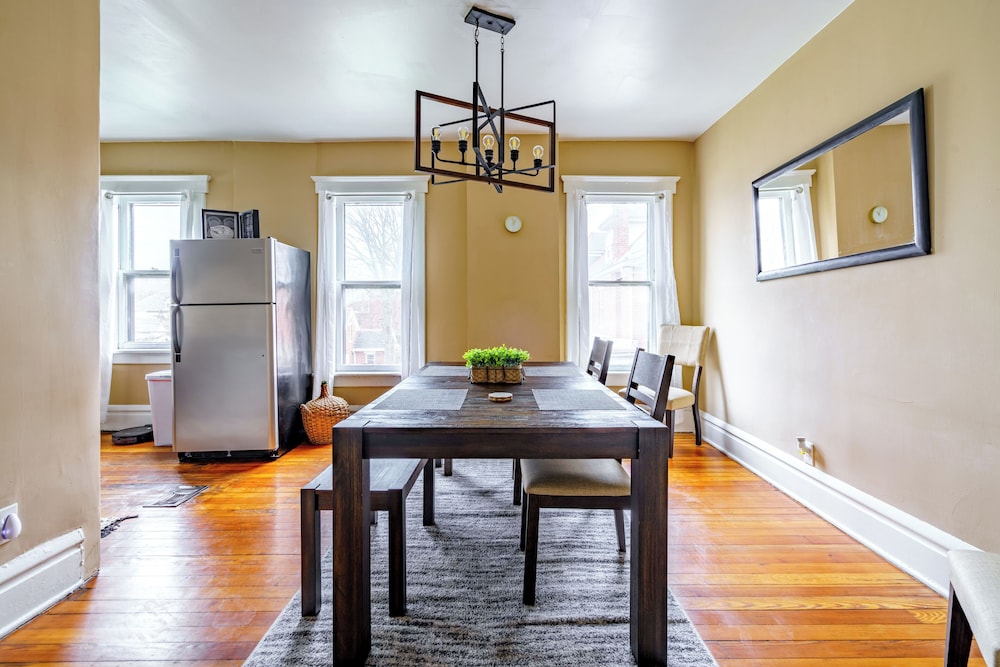 The Parkside by Jungle House – Short North Boutique Suites