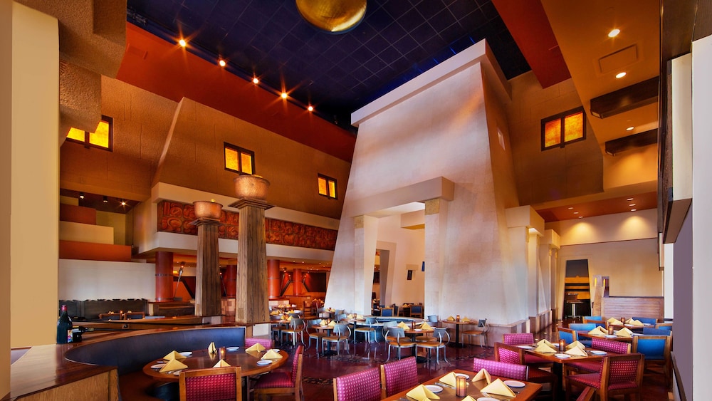 Disney's Coronado Springs Resort 25