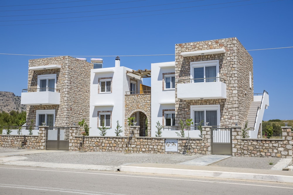 G&K Stone Suites
