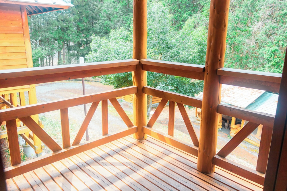Hida-Osaka Fureai no Mori Bungalow