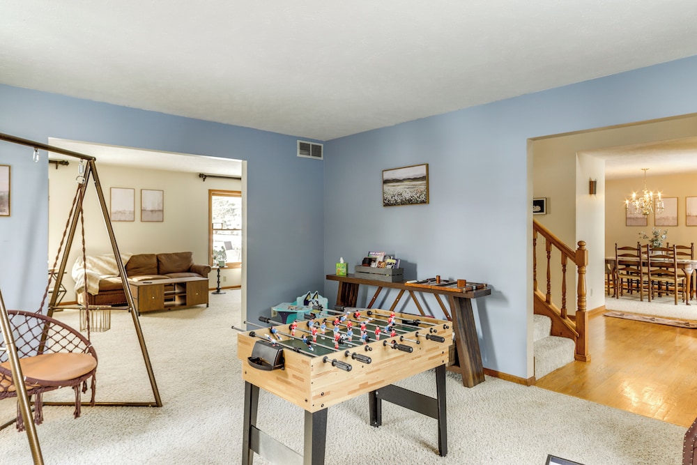 Family Retreat in Beavercreek Area w/ Large Yard!
