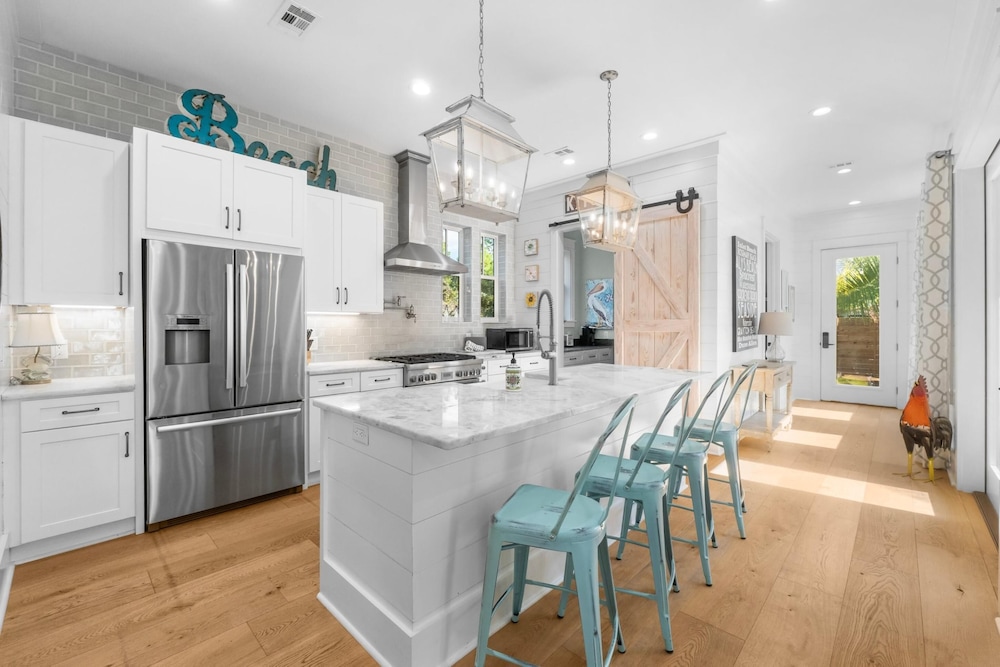 30A Beach House - Under the Palms