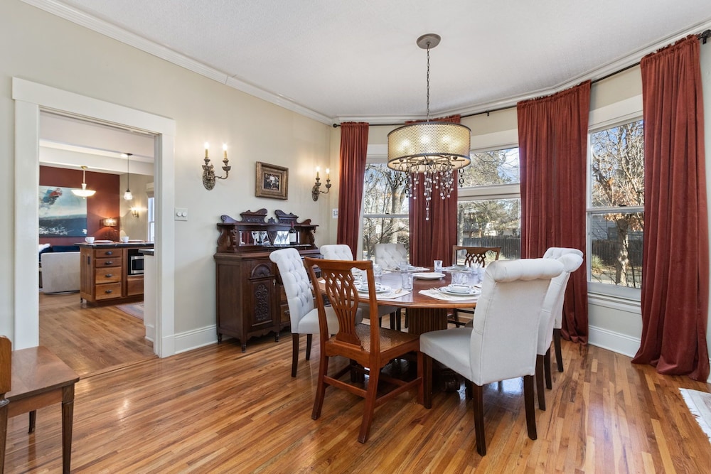 City Park Charm - Vintage Home w/ Modern Comforts