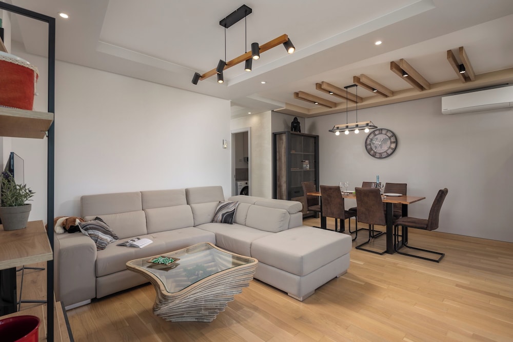 Seaview Apartment Kostrena Two