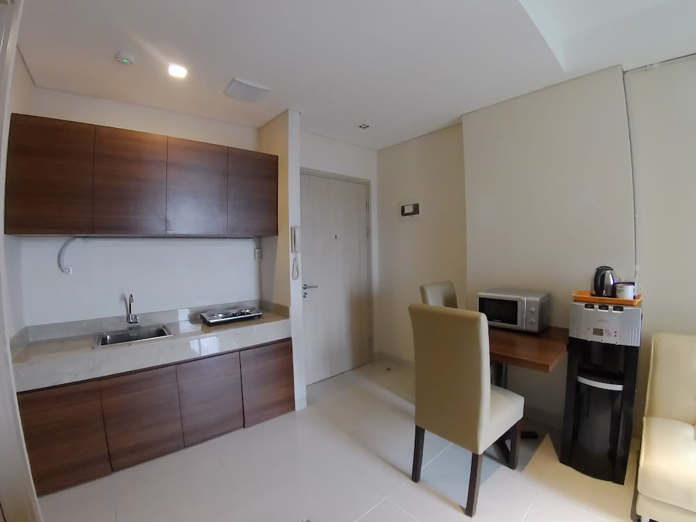 Apatel Elpis Residences 09B01