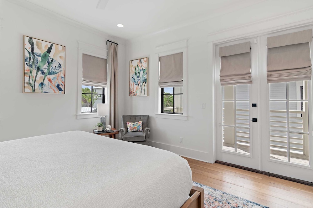 Rooftop Deck w/ Views, Pool, Luxury 5bdr Resorting To Happiness by Avantstay