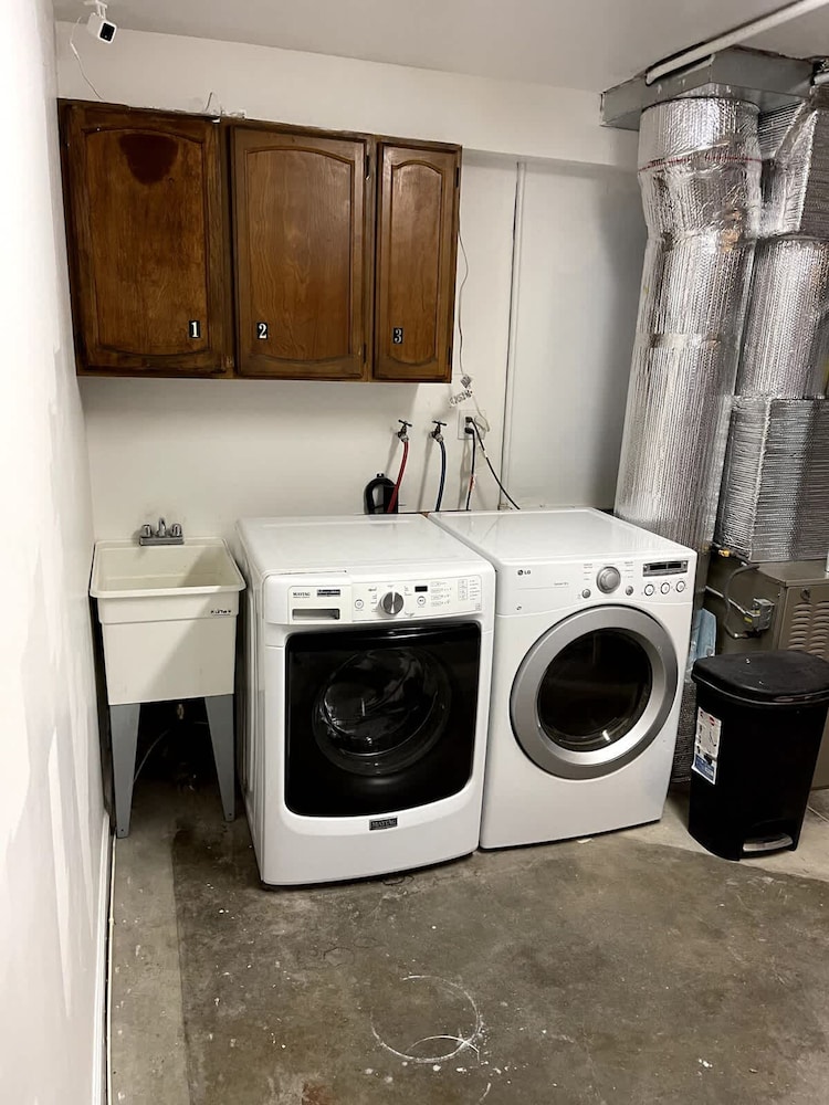 Cozy Quiet Safe Bright 4brs Home in Daly City