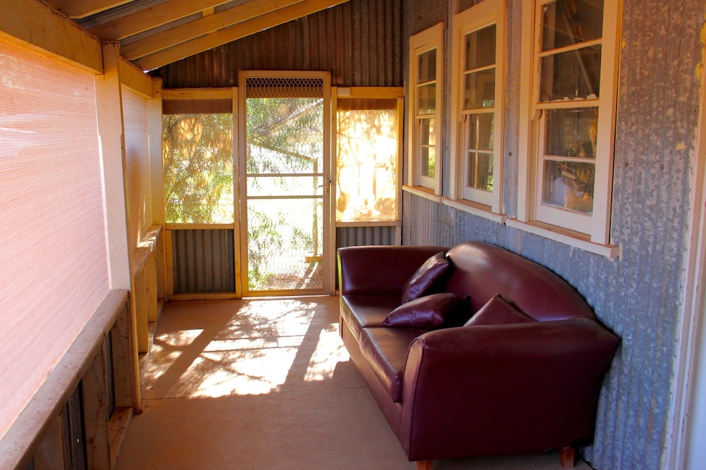 Gundabooka Cottages