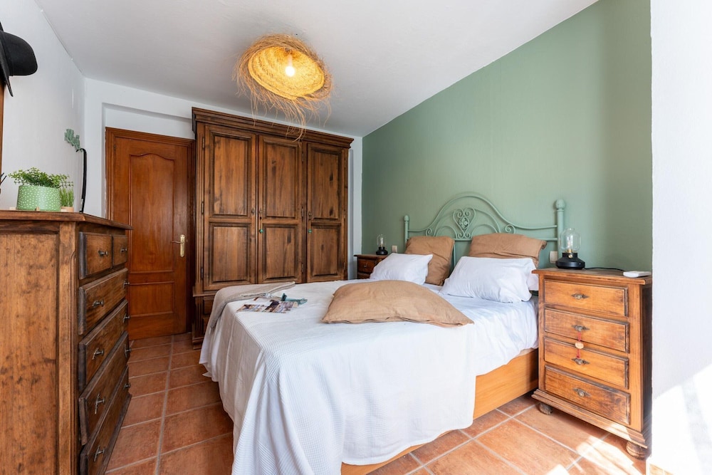 Faro's Casa Evita - Estepona Old Town