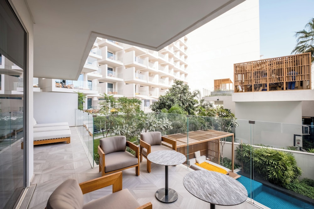 Five Palm Jumeirah Residences -Mint Stay