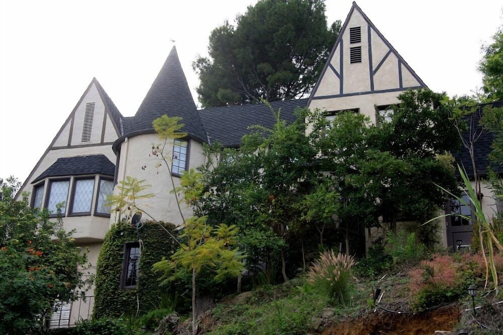 Casa Grande-Hollywood Hills by Stay City - Image 1