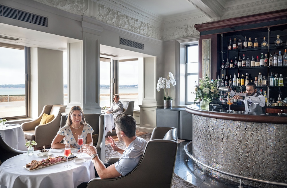 Grand Jersey Hotel & Spa
