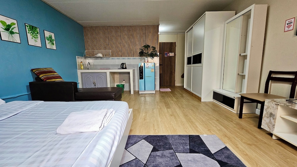 IMPACT Muang Thong Thani,daily rental room, Muang Thong Popular Condo C5