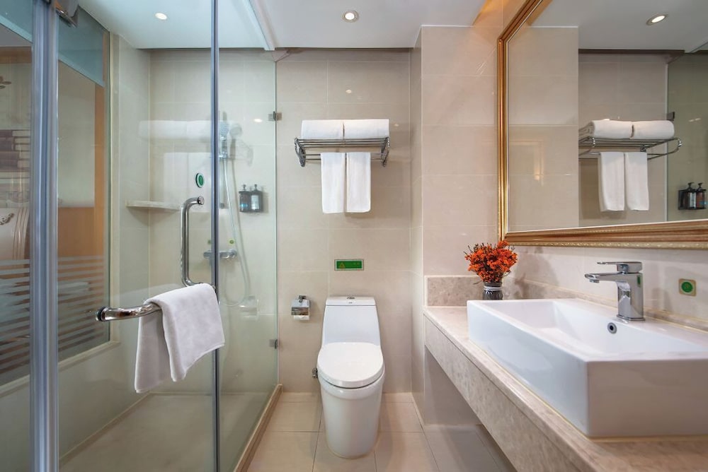 Vienna International Hotel (Shenzhen Airport Hangcheng)