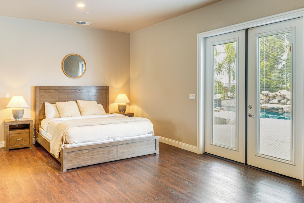 Outdoor Oasis & More: Group Getaway in Porterville