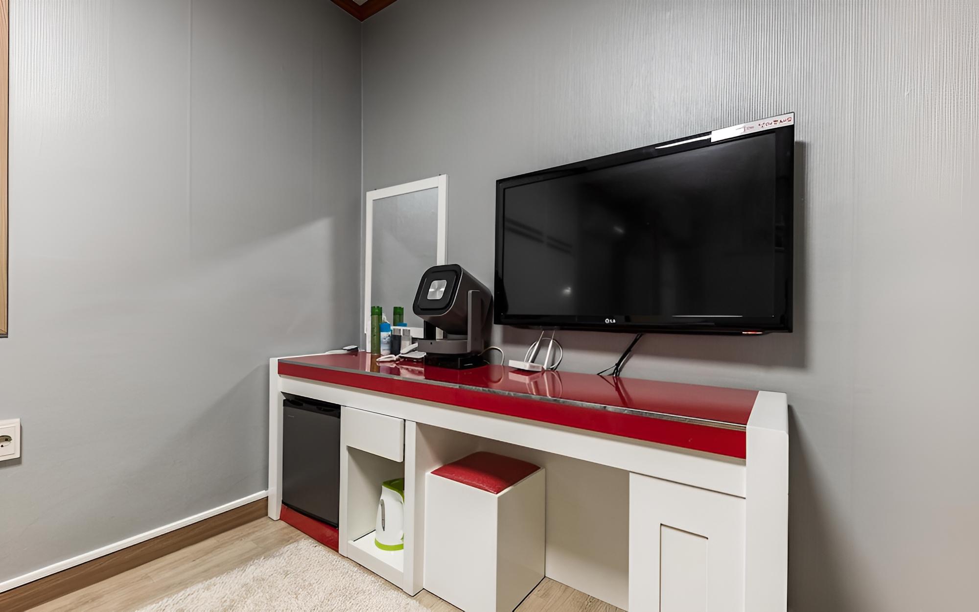 Photo 18