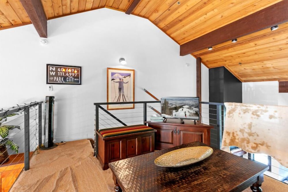 107 - Three Bedroom with Spa Ridgepoint 3 Condo