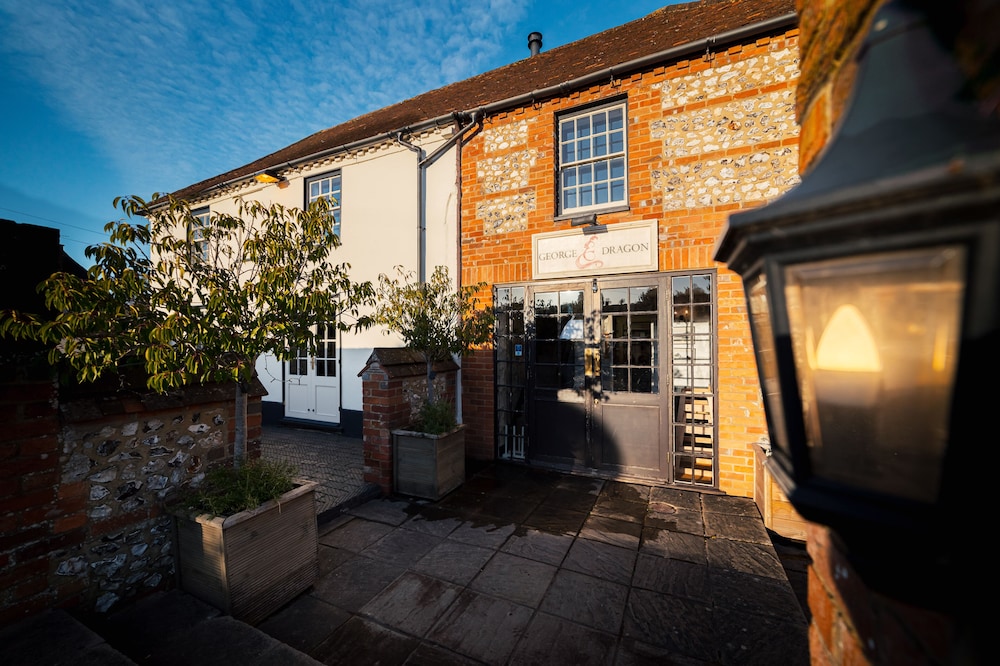 George and Dragon