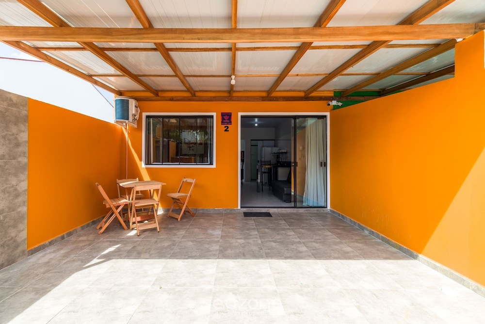 RUC - Houses 270m From Canto Grande Beach
