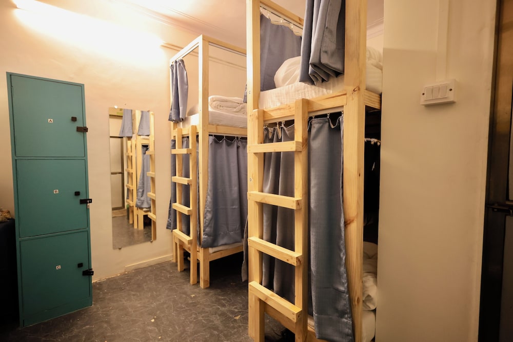 Locomo Hostel Mini - 9 mins from airport