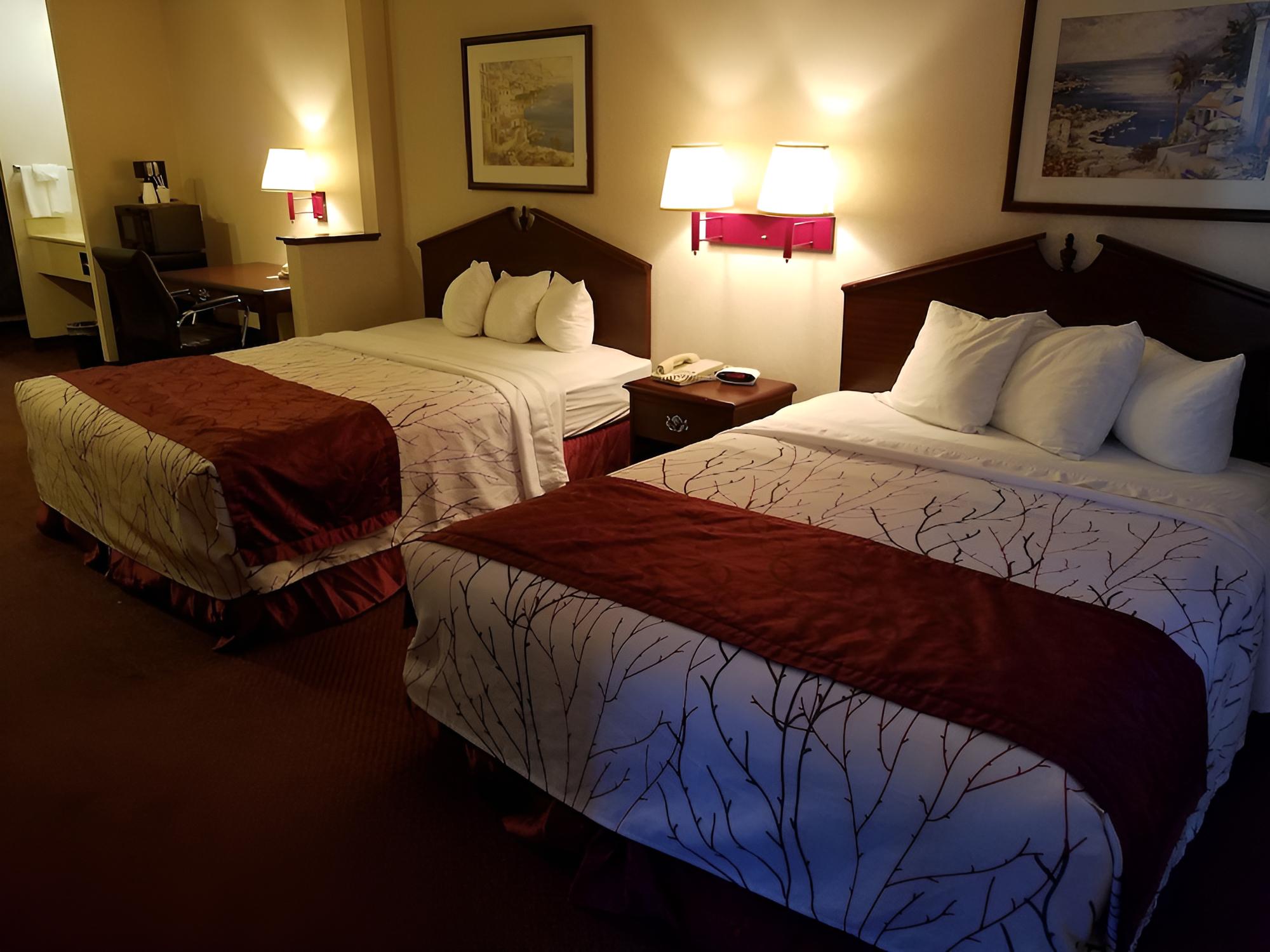 Portland Suites Airport East view 3