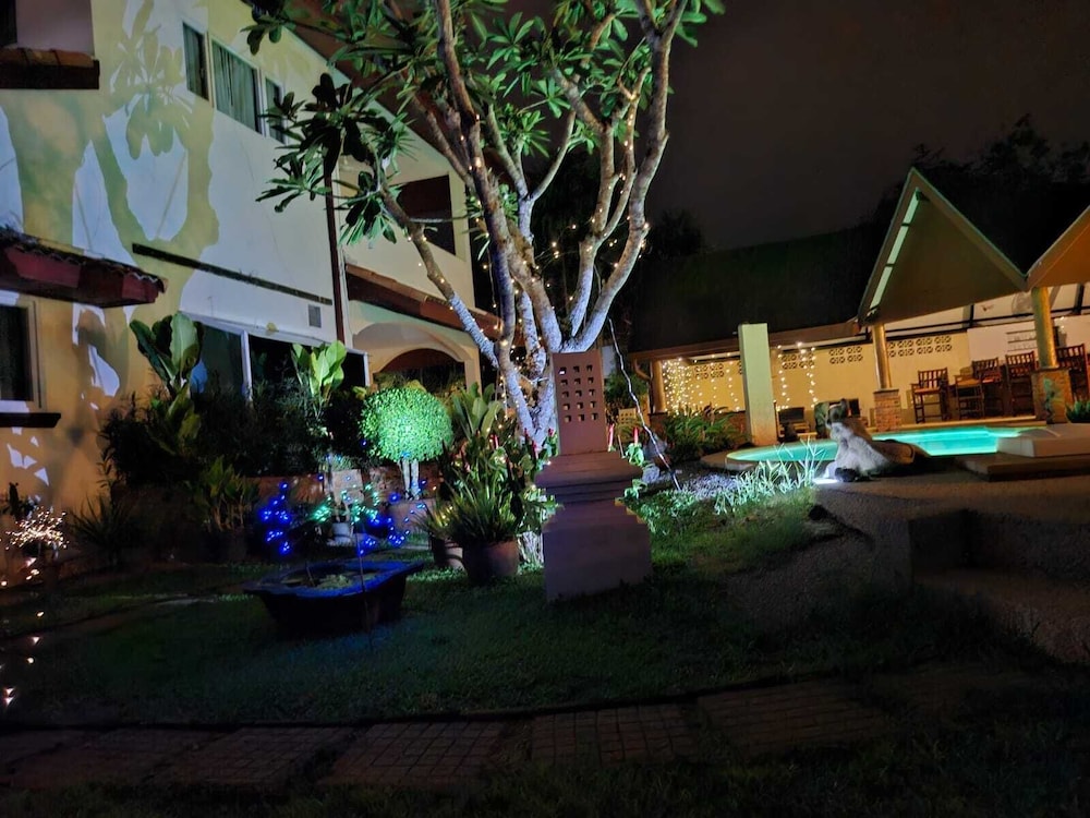 Mooni Sunshine Villa