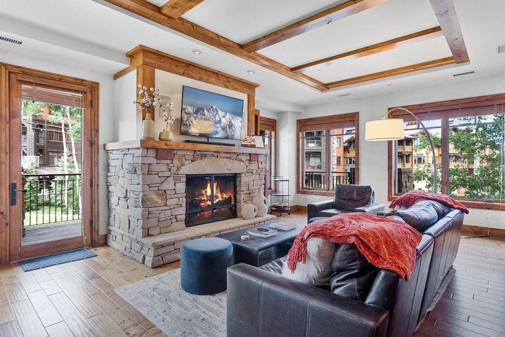 Shooting Star Lodge at Deer Valley Resort - Three Bedroom Residence #206 3 Condo