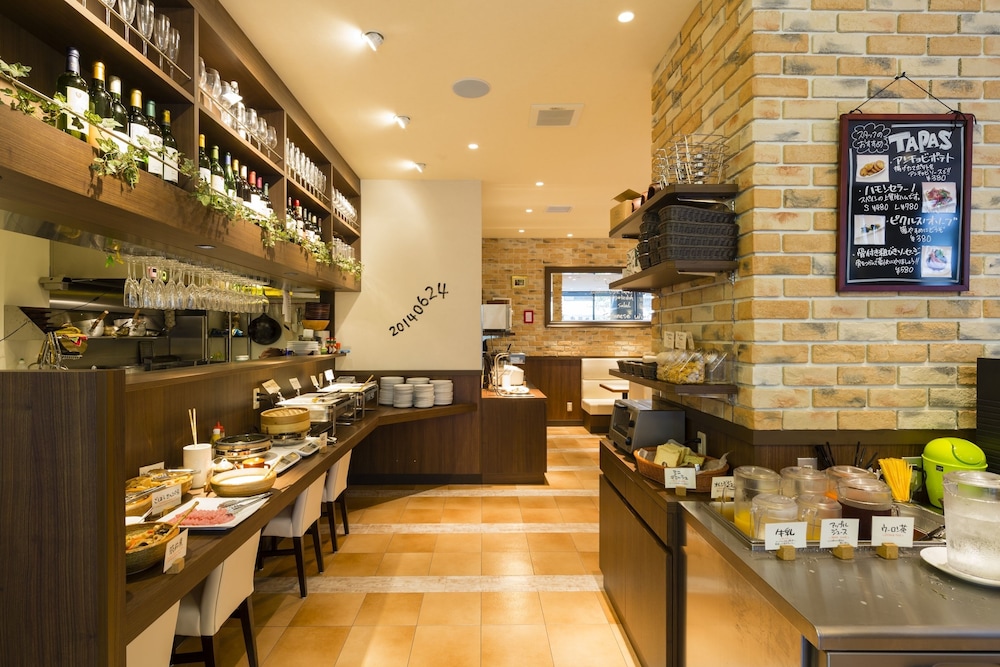APA Hotel Nagatacho Hanzomon Ekimae 54